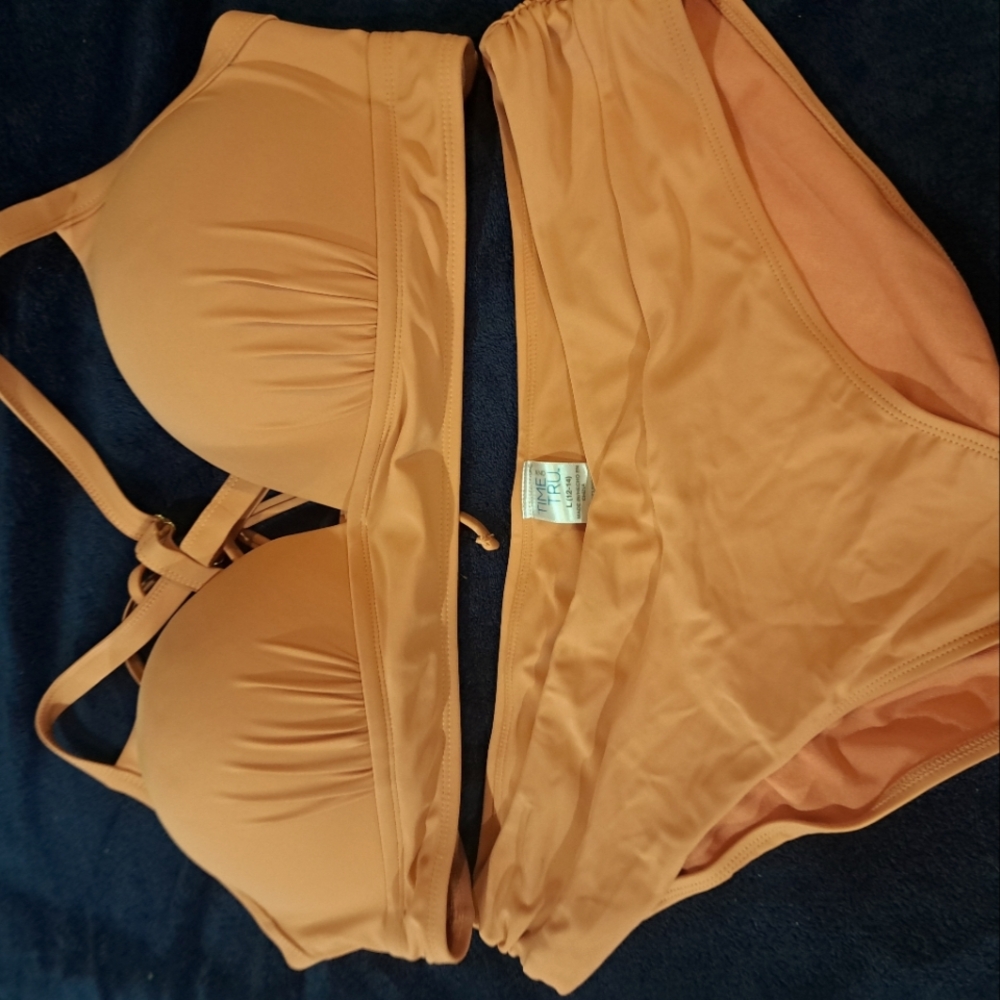Bathing suit